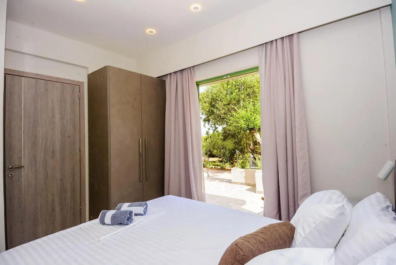 Tzogias Apartments Pan Lassi   Lassi (Kefalonia)